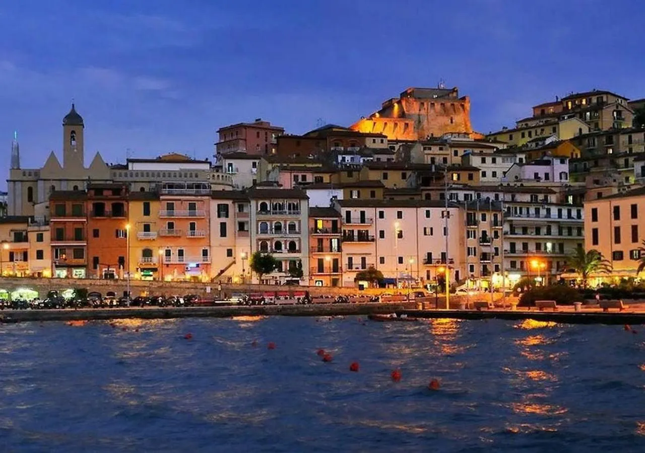 Semesterbostad Casa Theo Villa Porto Santo Stefano
